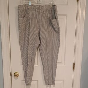 Caslon Gray & White Pinstripe Linen Ankle Pants